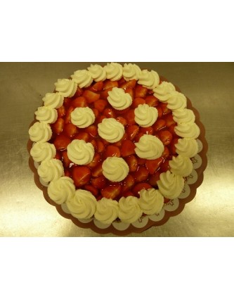 Aardbeienvlaai harde wener bodem met slagroom Aardbeienvlaai harde wener bodem met slagroom